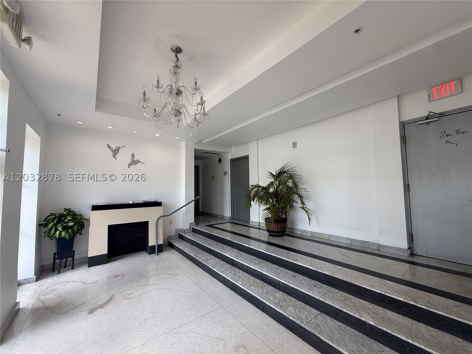 THE EVELYN CONDO - Residential Lease