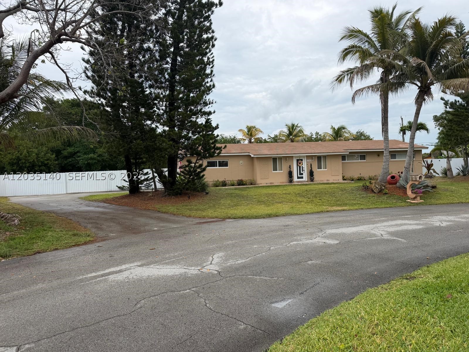 GREEN HILLS SEC 4 - Residential
