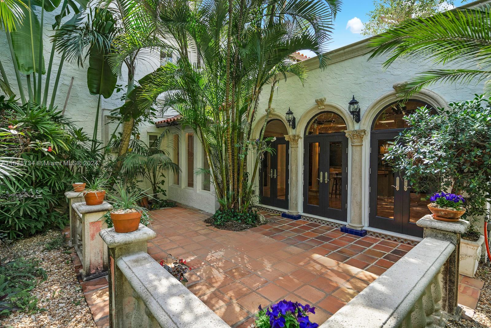 COCONUT GROVE PK 2ND AMD - Residential