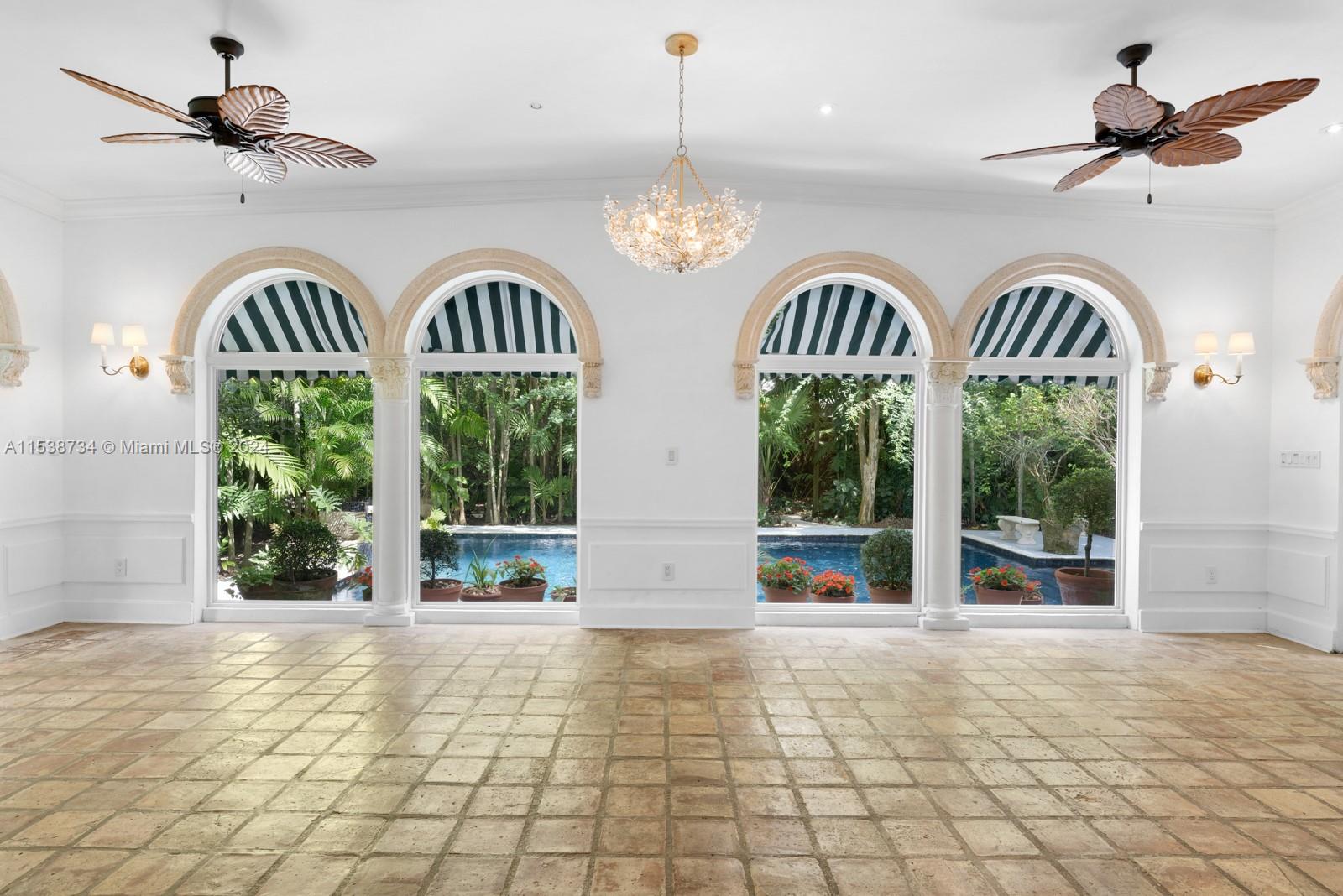 COCONUT GROVE PK 2ND AMD - Residential
