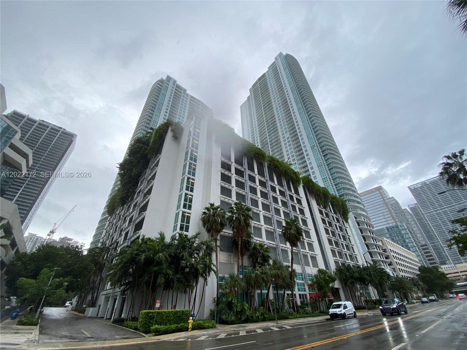 THE PLAZA 851 BRICKELL CO - Residential