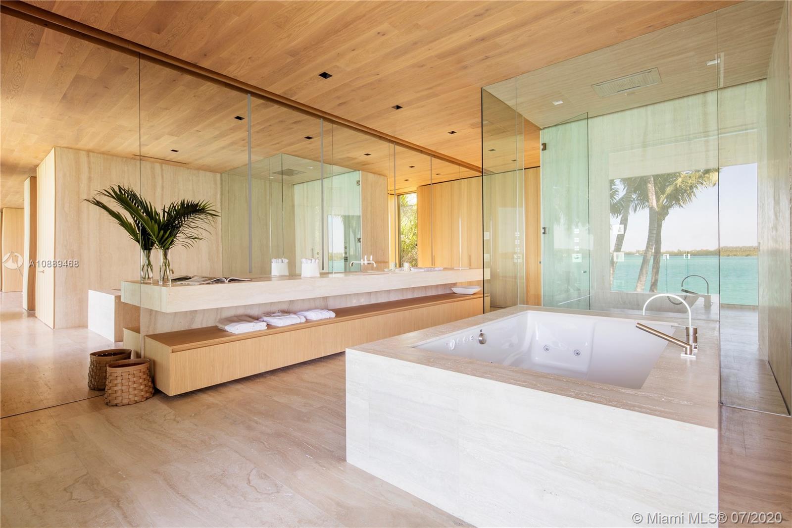 BAL HARBOUR VILLAGE - Residential