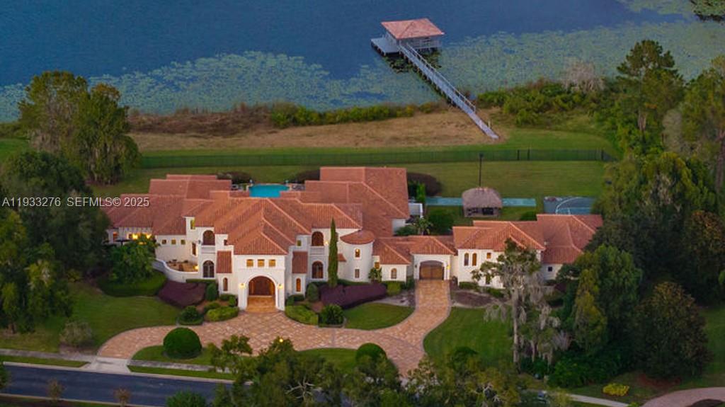 LAKE MARKHAM PRESERVE - Residential