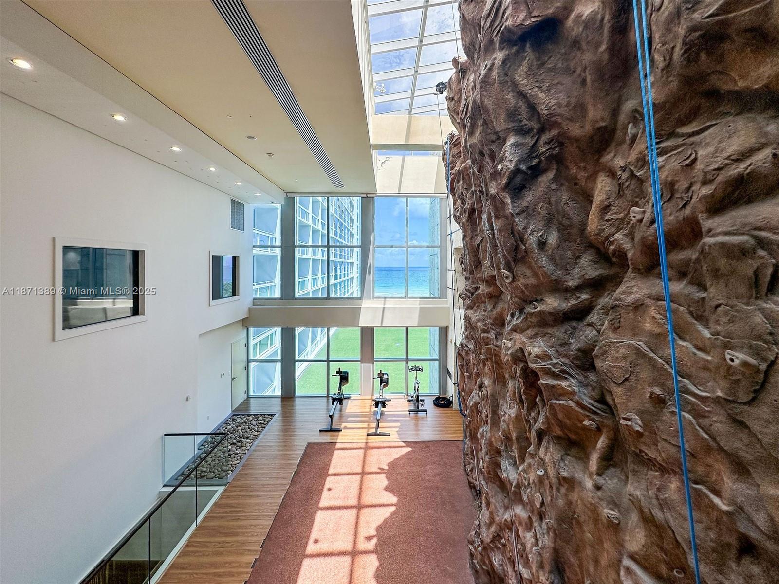CENTRAL CARILLON BEACH CO - Residential