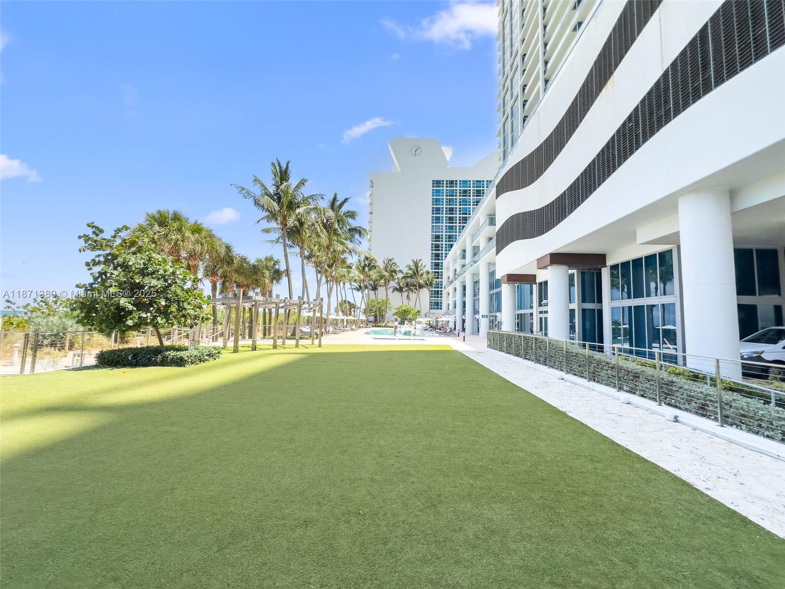 CENTRAL CARILLON BEACH CO - Residential