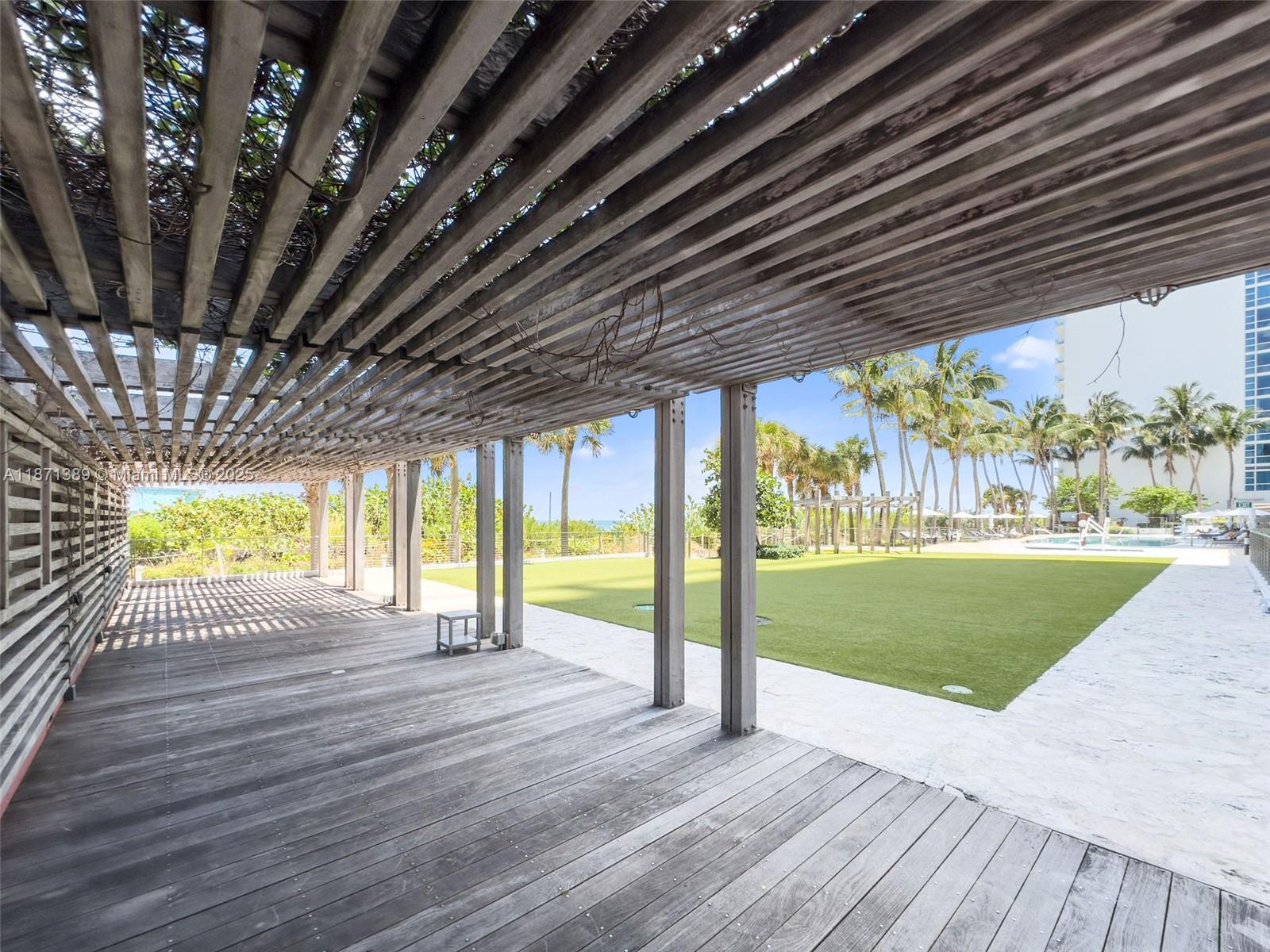 CENTRAL CARILLON BEACH CO - Residential