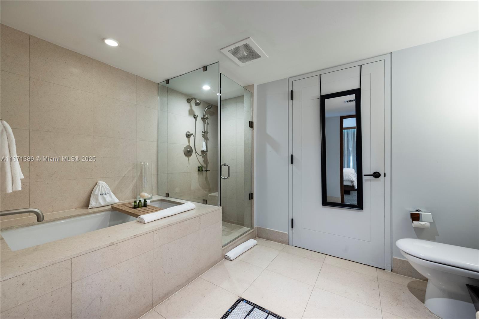CENTRAL CARILLON BEACH CO - Residential