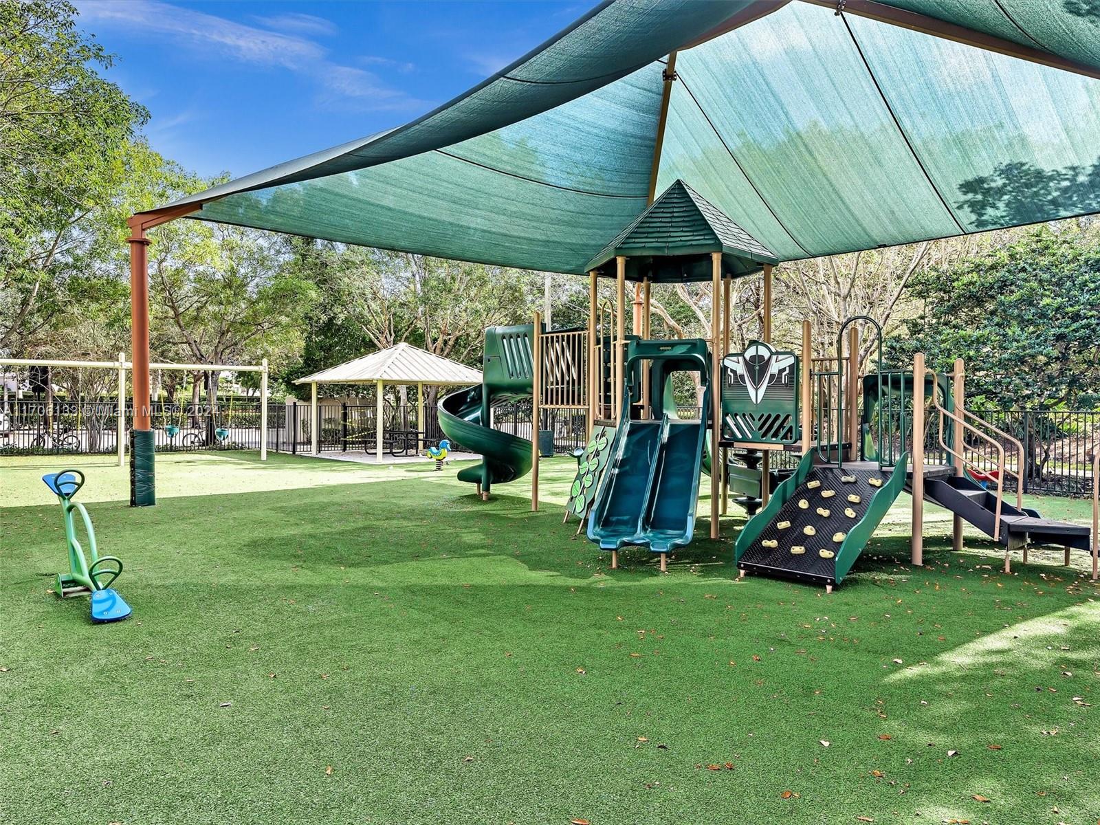 ISLES AT WESTON - Residential Lease