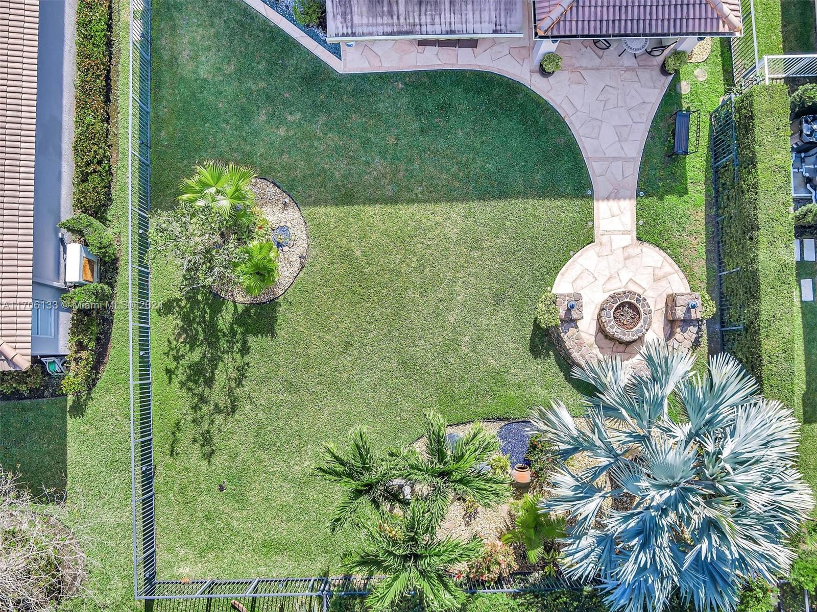 ISLES AT WESTON - Residential Lease