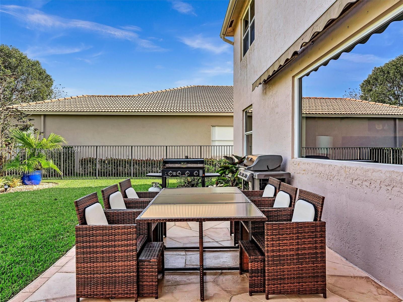 ISLES AT WESTON - Residential Lease