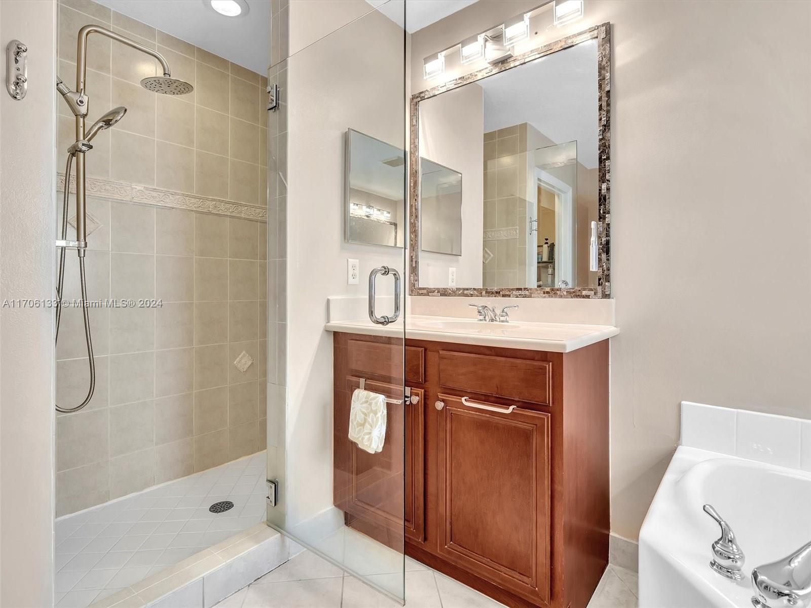 ISLES AT WESTON - Residential Lease