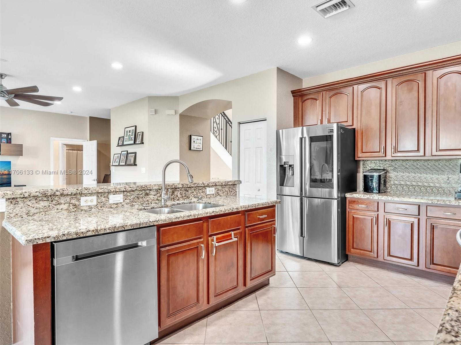 ISLES AT WESTON - Residential Lease