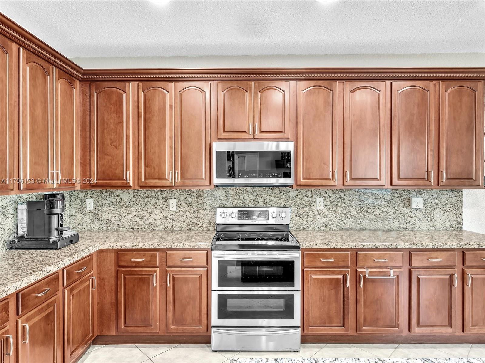 ISLES AT WESTON - Residential Lease
