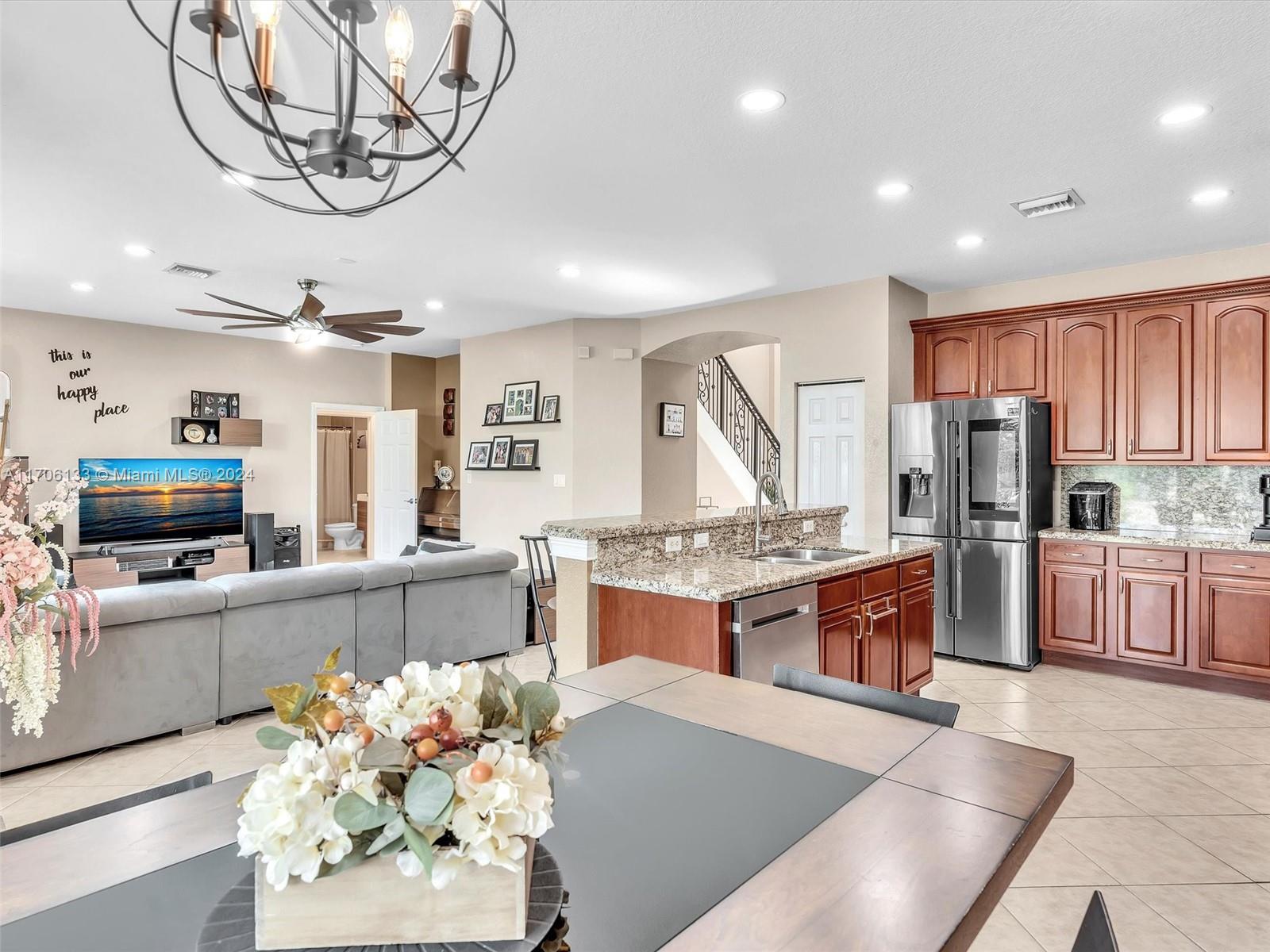 ISLES AT WESTON - Residential Lease