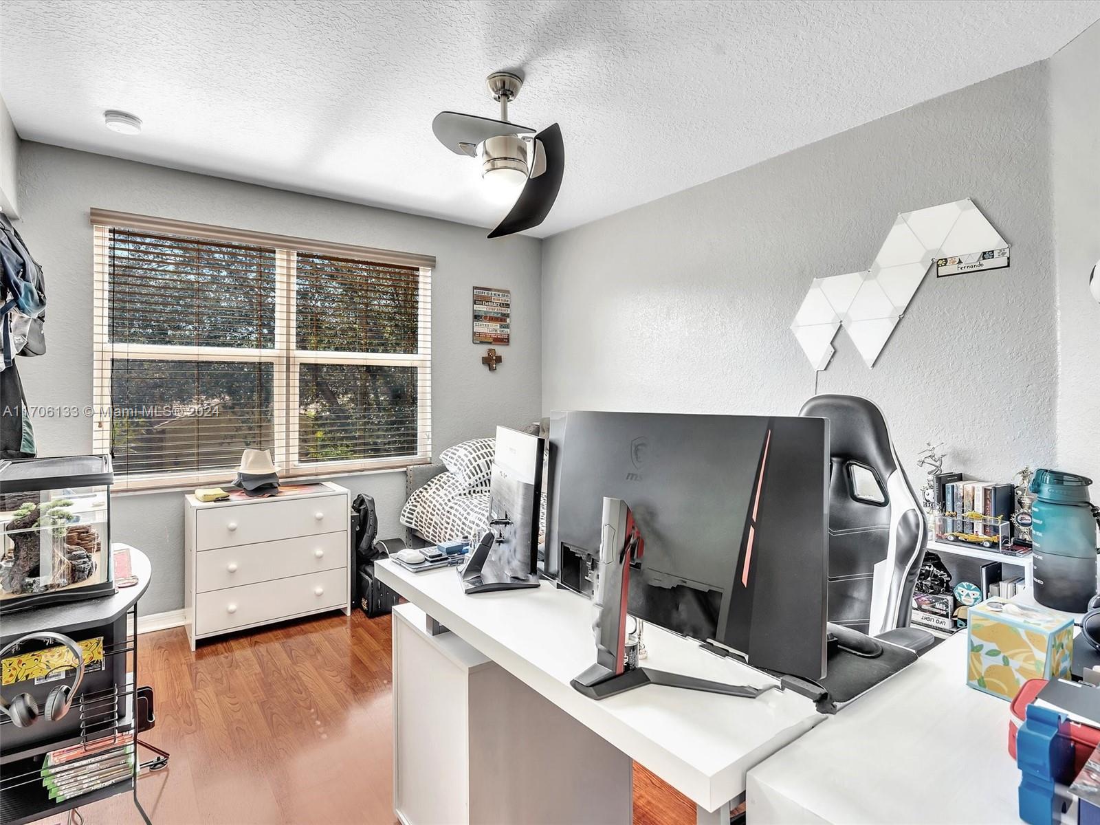 ISLES AT WESTON - Residential Lease