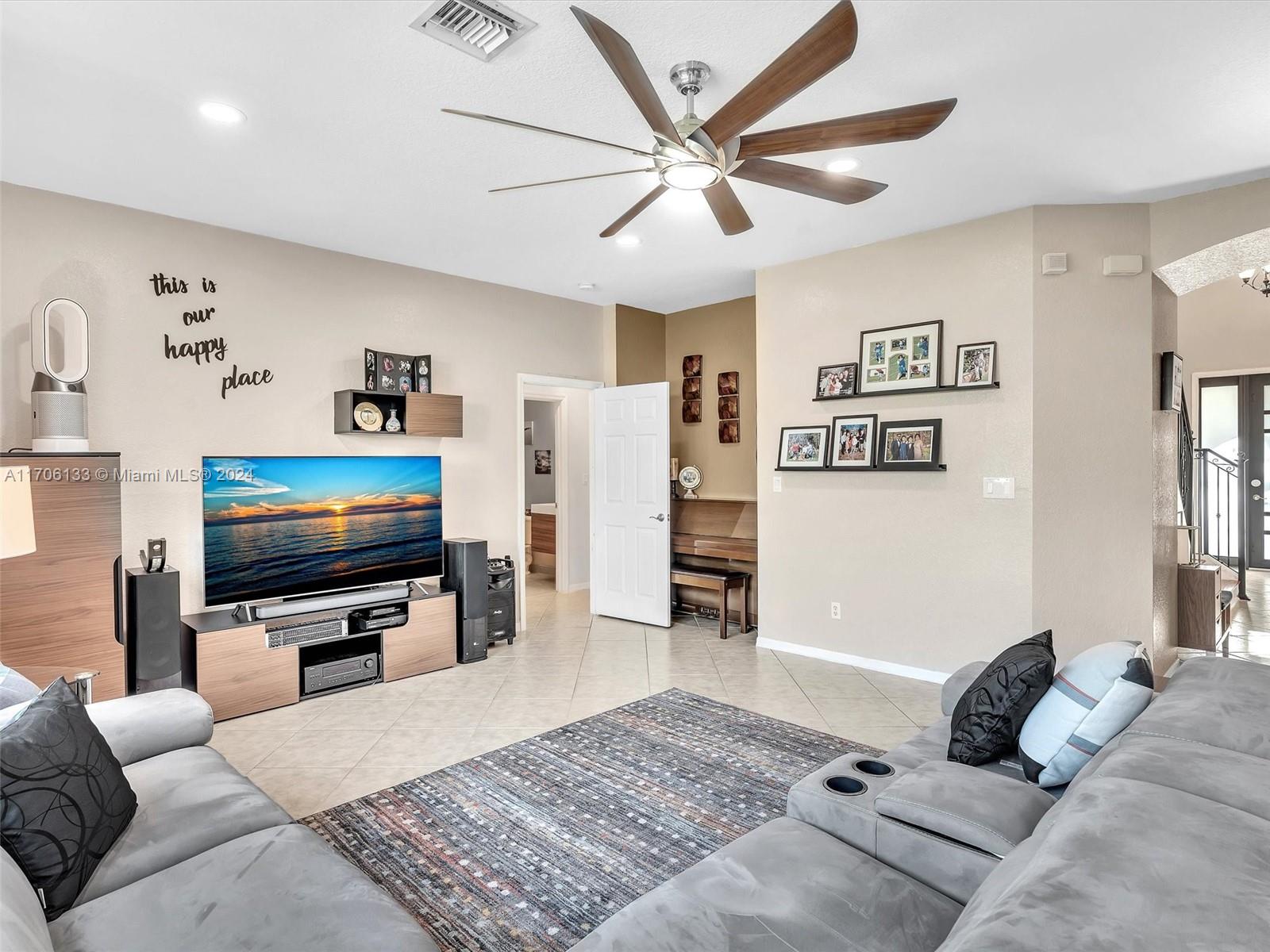 ISLES AT WESTON - Residential Lease