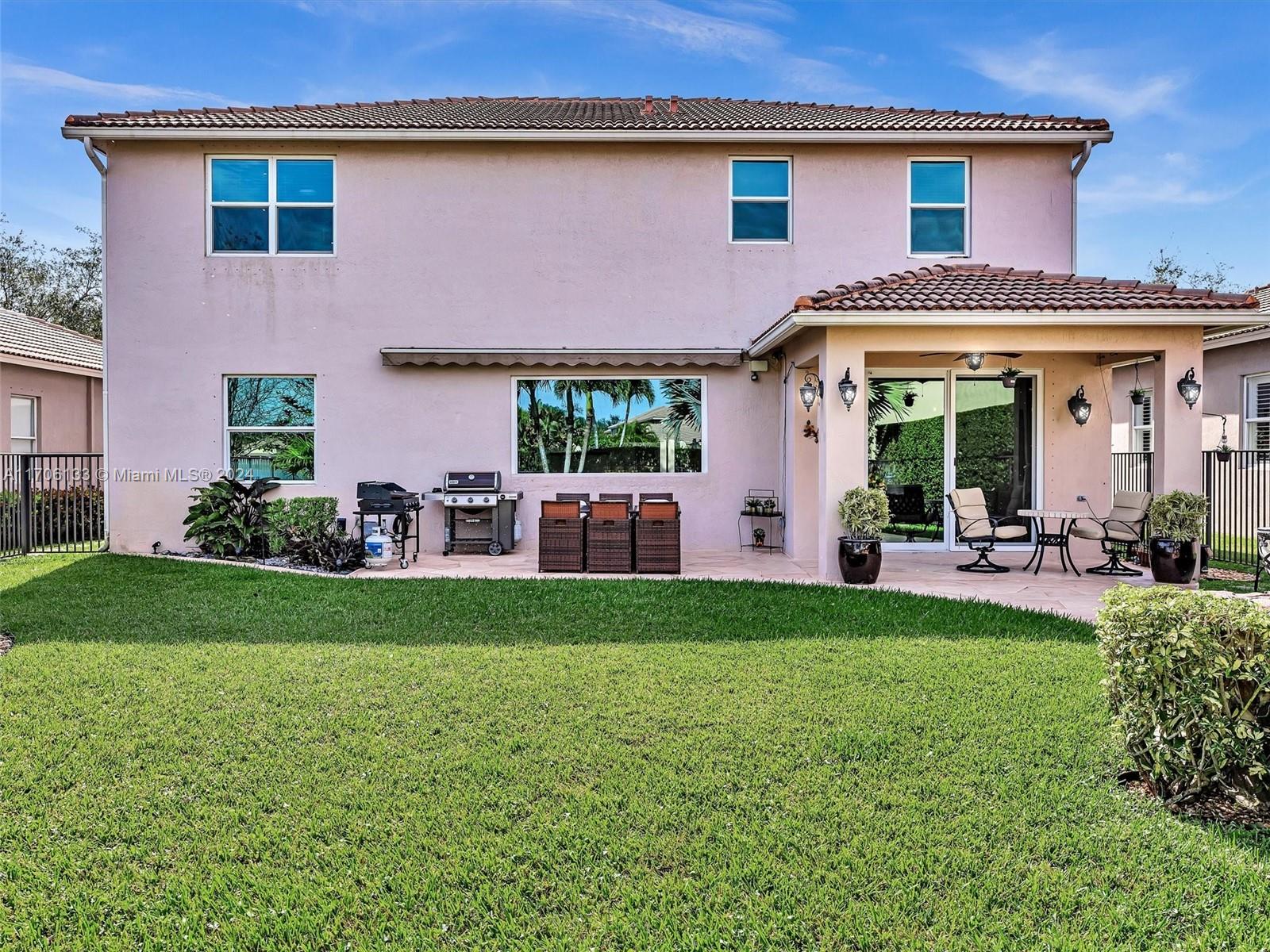 ISLES AT WESTON - Residential Lease