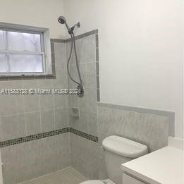 FAIRWAY ESTATES SEC FIVE - Residential Lease
