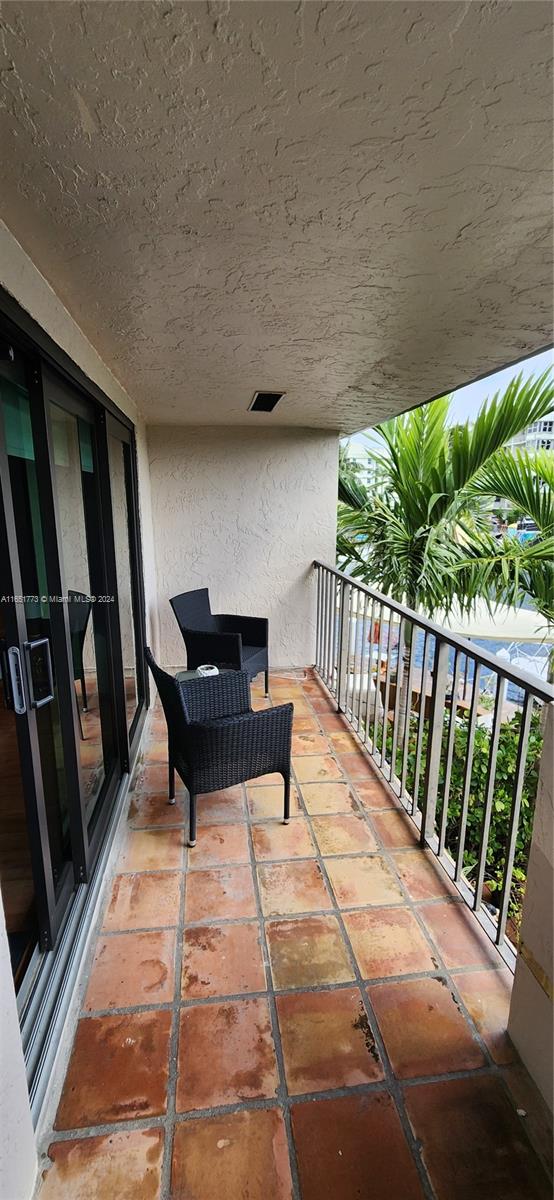 LAKEVIEW TOWNHOMES CONDO - Residential Lease