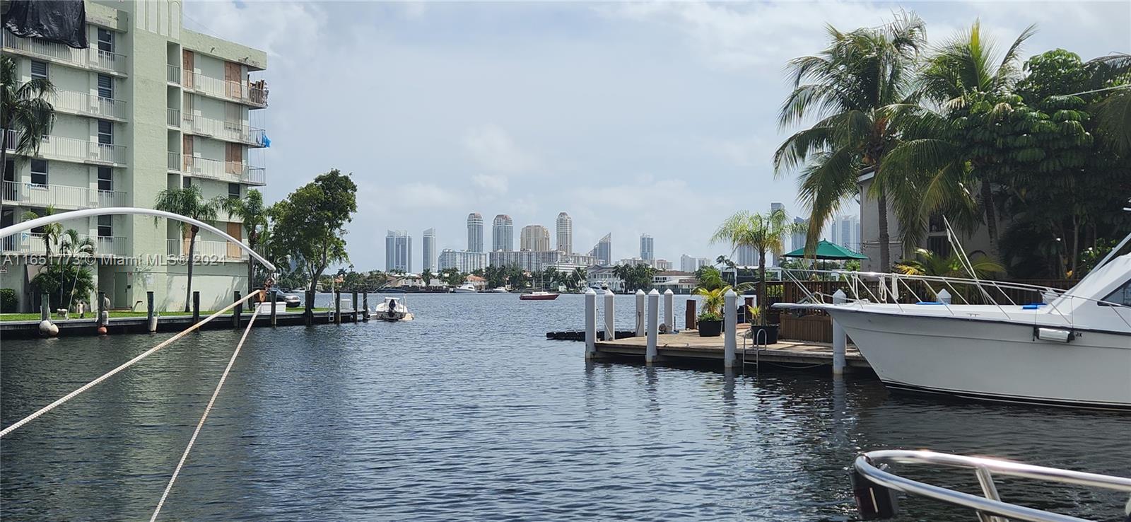 LAKEVIEW TOWNHOMES CONDO - Residential Lease