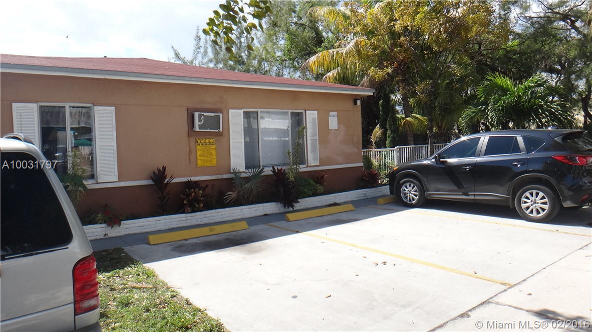ATLANTIC LAWNS 10-30 B - Residential Lease