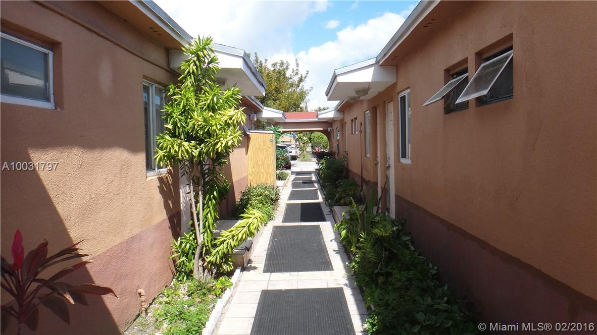 ATLANTIC LAWNS 10-30 B - Residential Lease