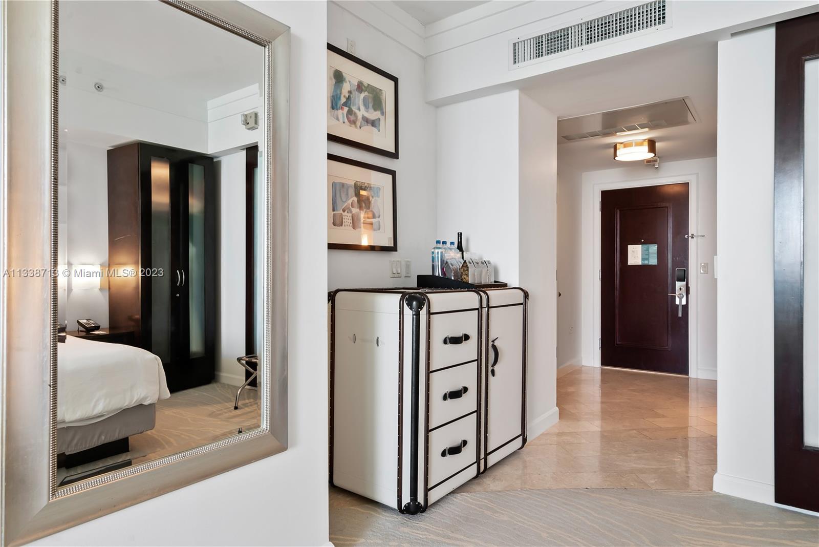 FONTAINEBLEAU III OCEAN C - Residential