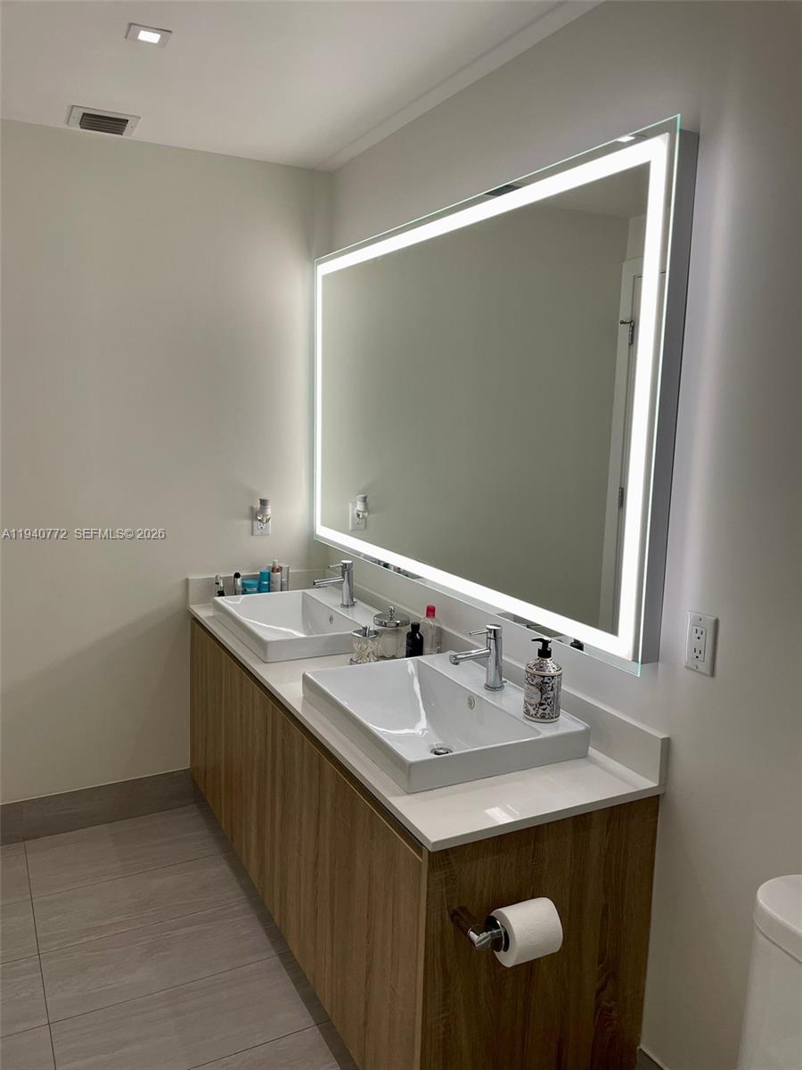 AVENTURA PARKSQUARE RESID - Residential