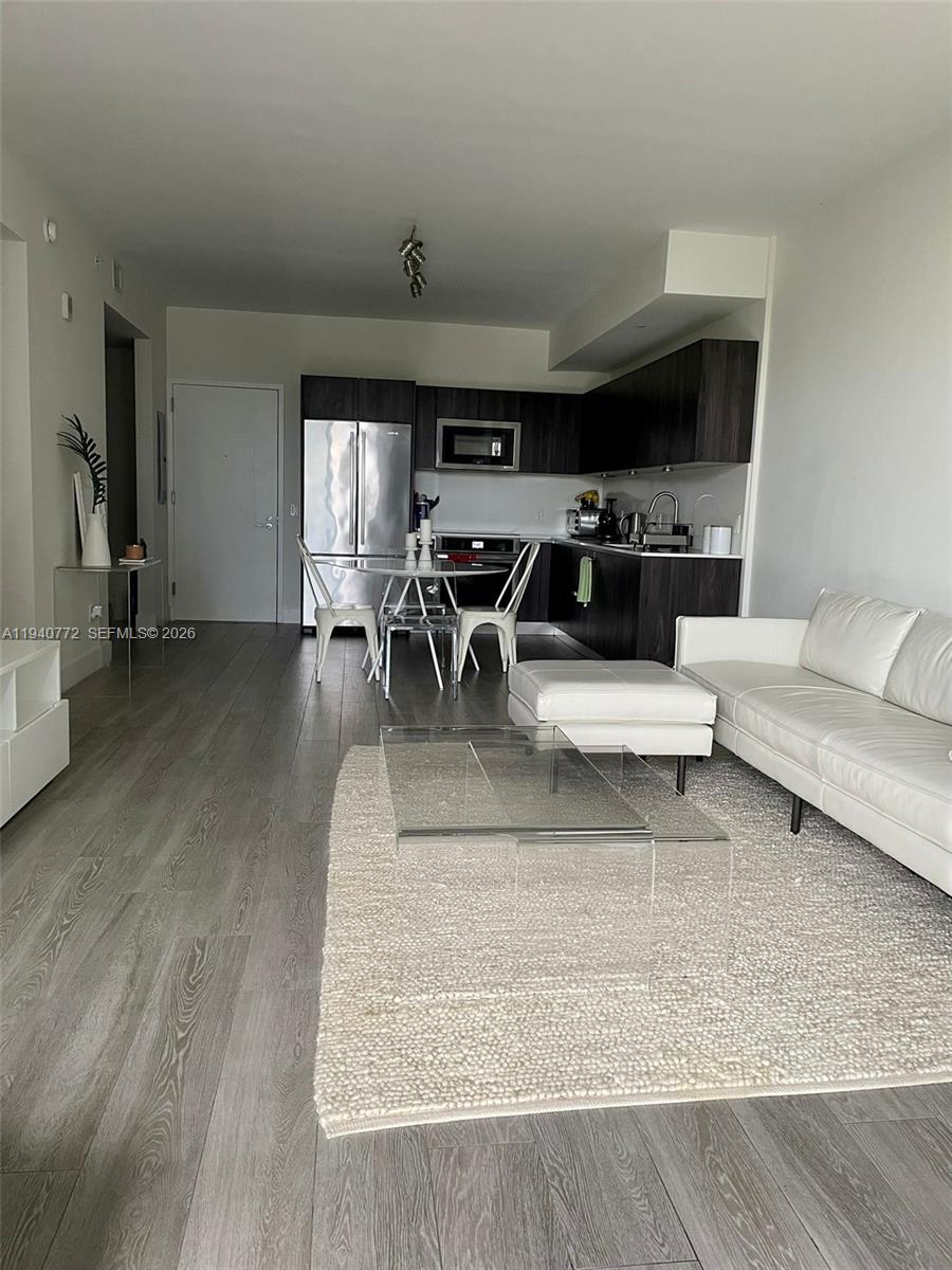 AVENTURA PARKSQUARE RESID - Residential
