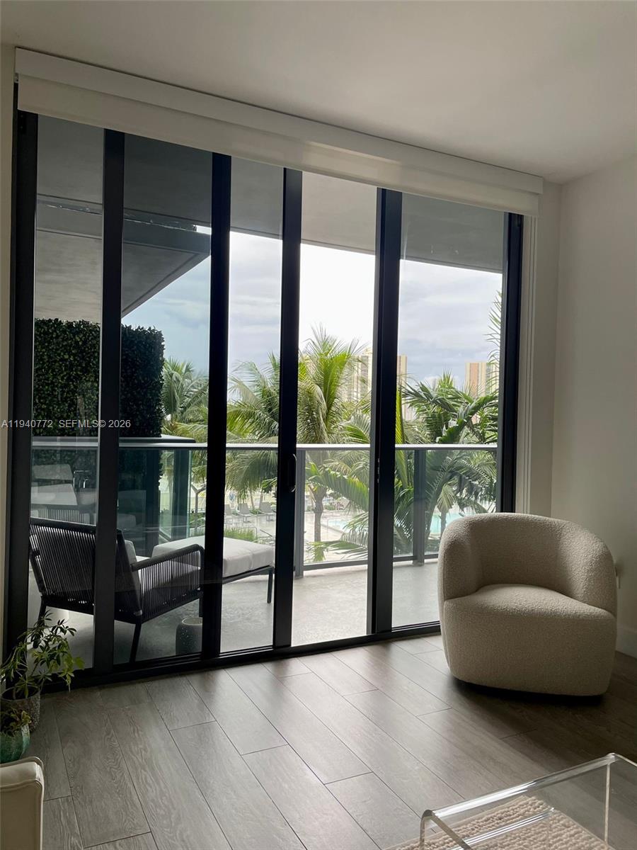 AVENTURA PARKSQUARE RESID - Residential
