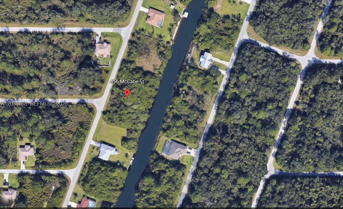 Port Charlotte - Land