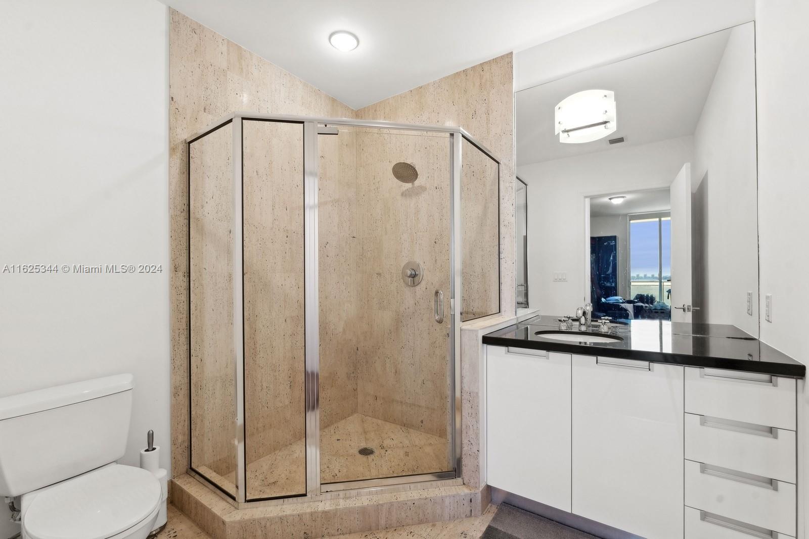 THE LEXI CONDO - Residential
