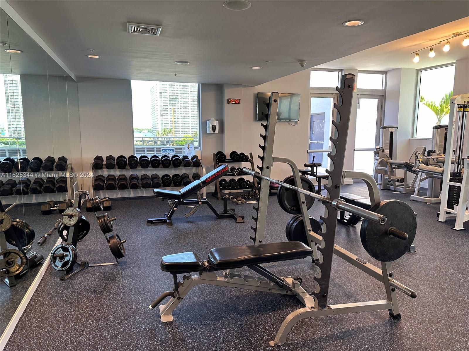 THE LEXI CONDO - Residential