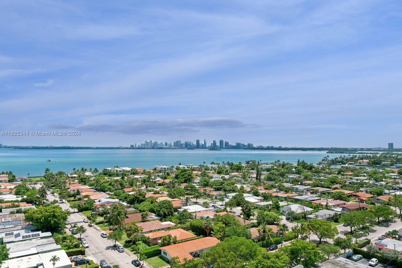 THE LEXI CONDO - Residential