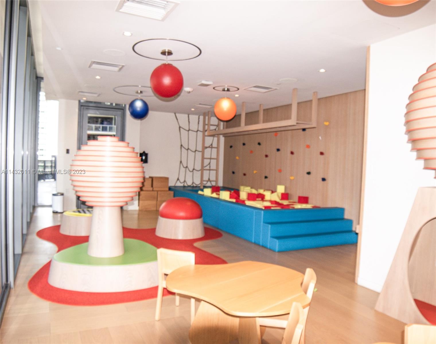 BRICKELL FLATIRON CONDO - Residential Lease