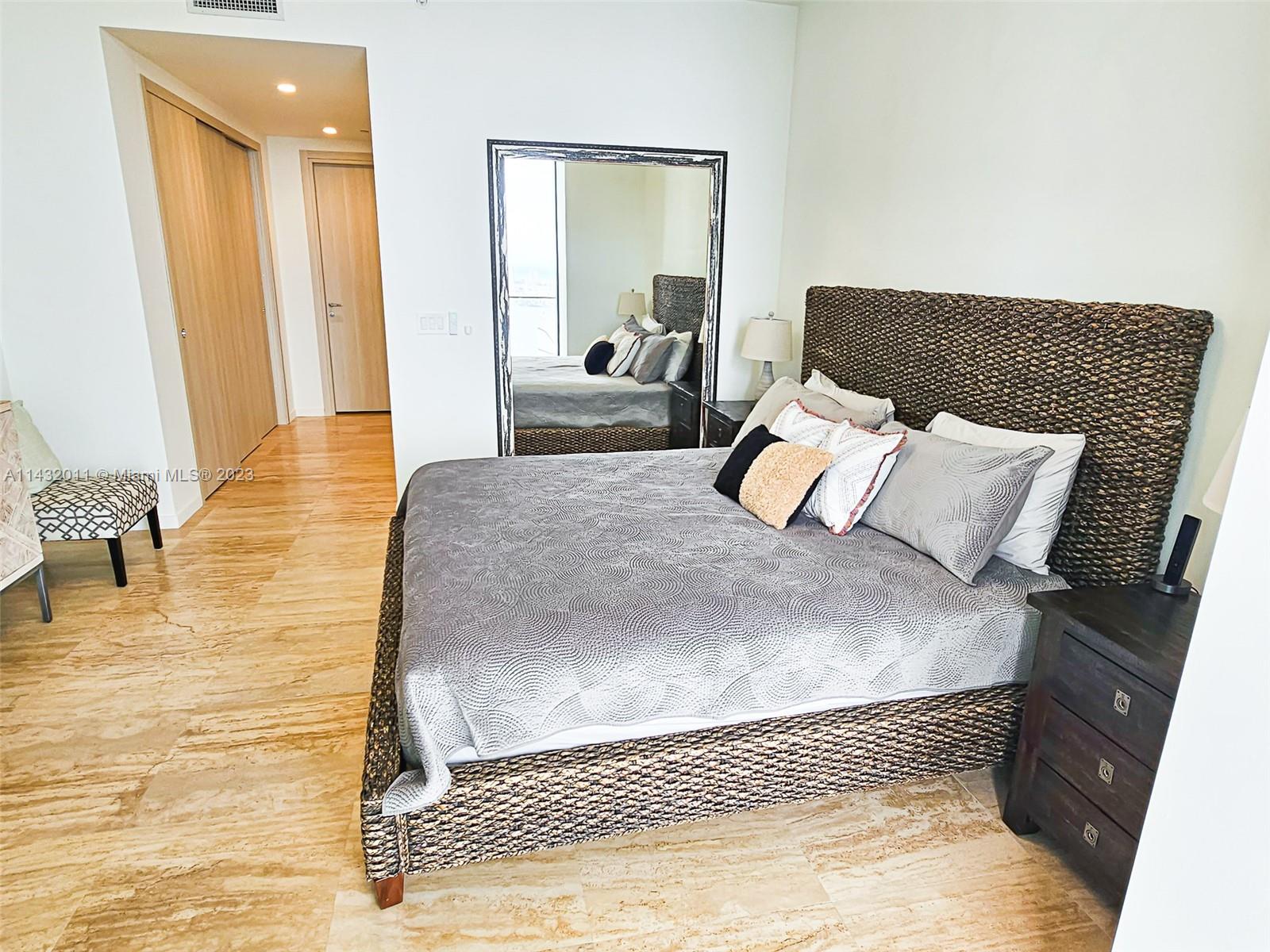 BRICKELL FLATIRON CONDO - Residential Lease