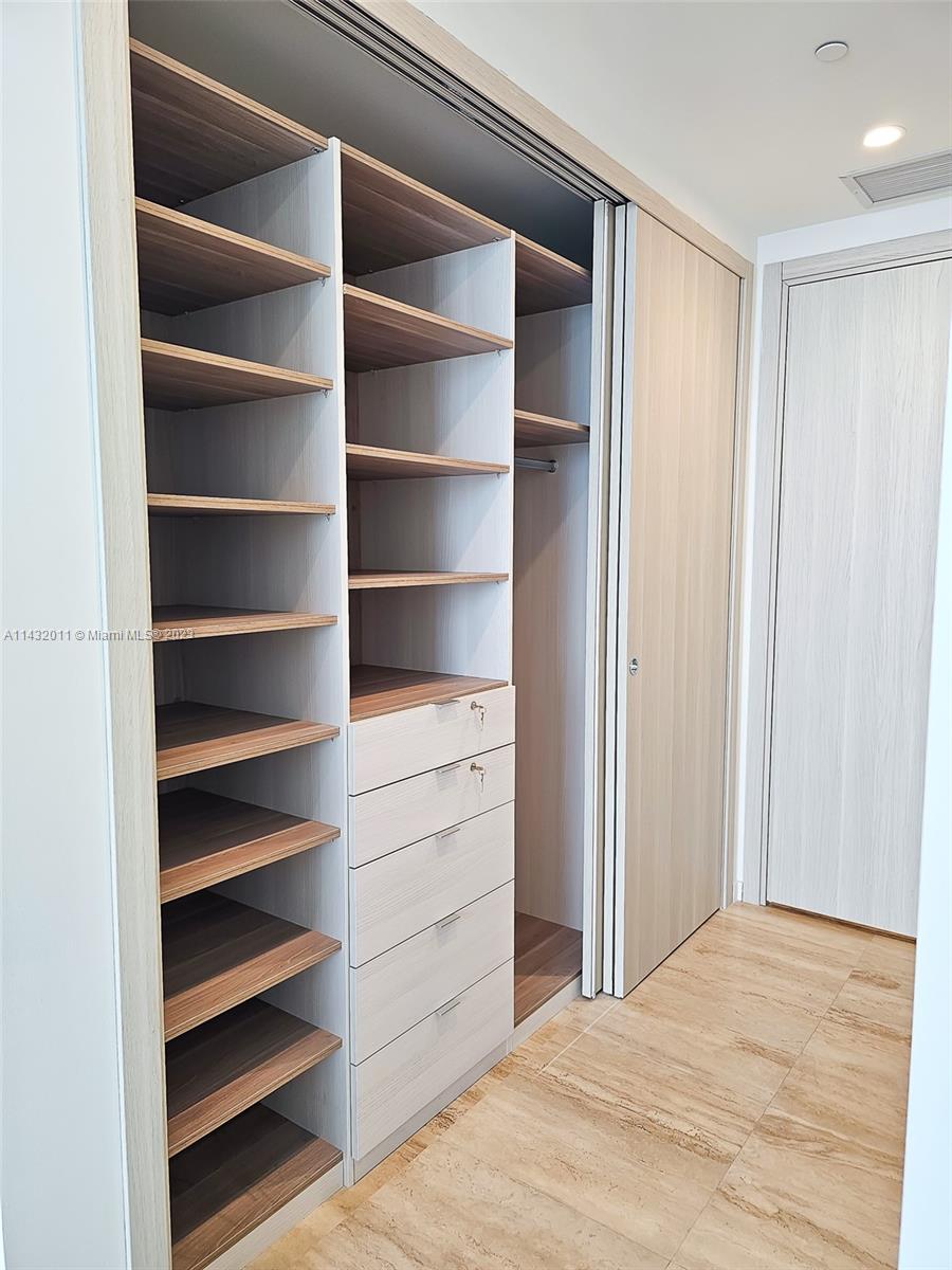 BRICKELL FLATIRON CONDO - Residential Lease