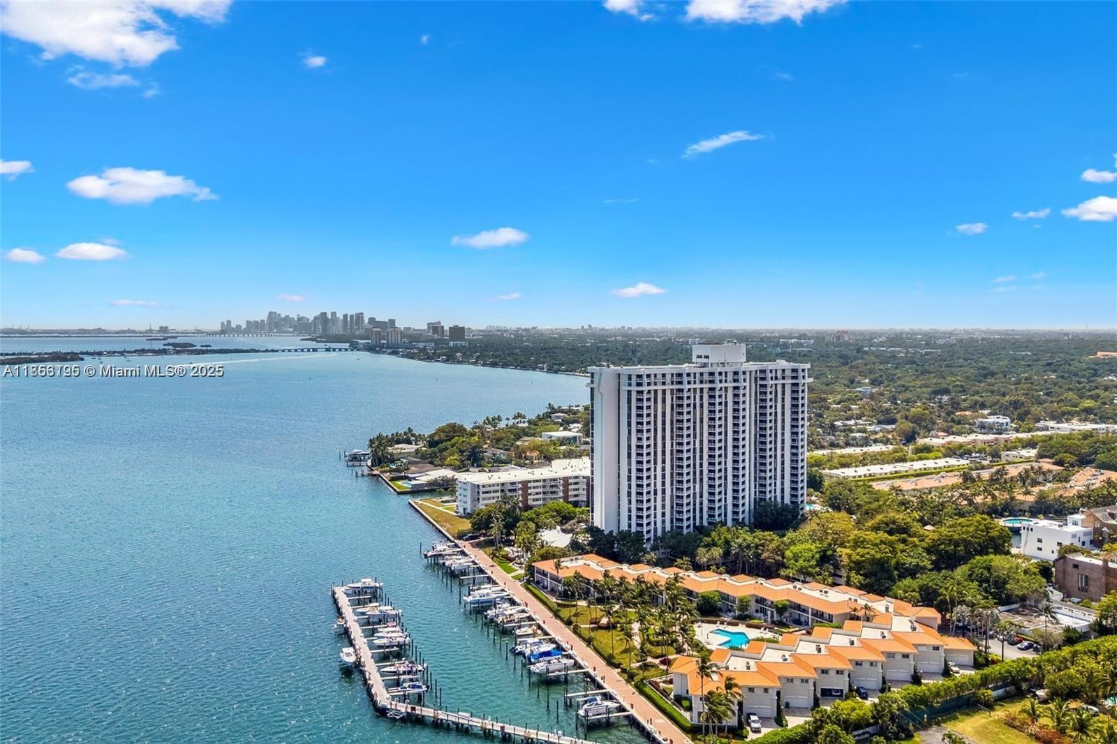 THE TOWERS OF QUAYSIDE CO - Residential