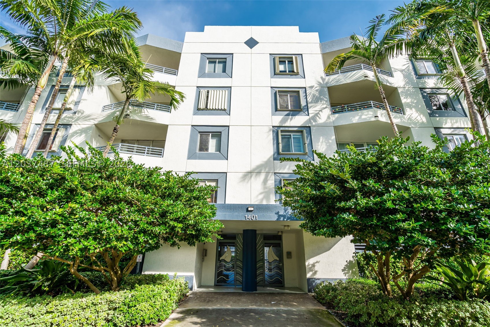 THE SAILS CONDO - Residential