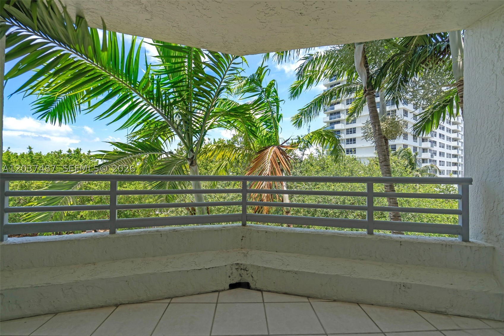THE SAILS CONDO - Residential