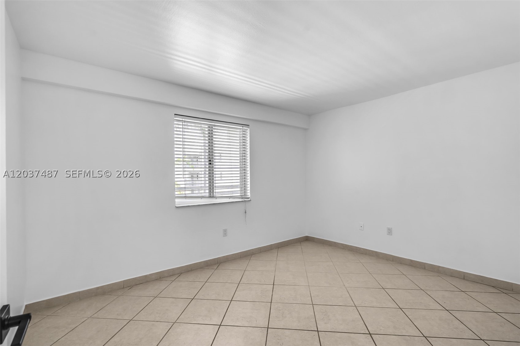 THE SAILS CONDO - Residential