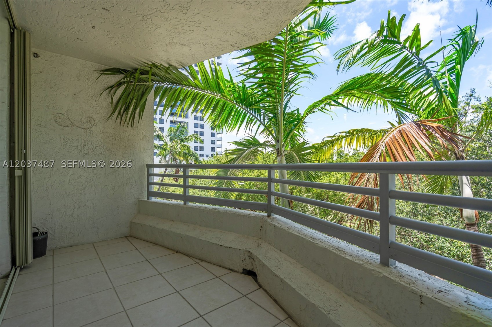 THE SAILS CONDO - Residential