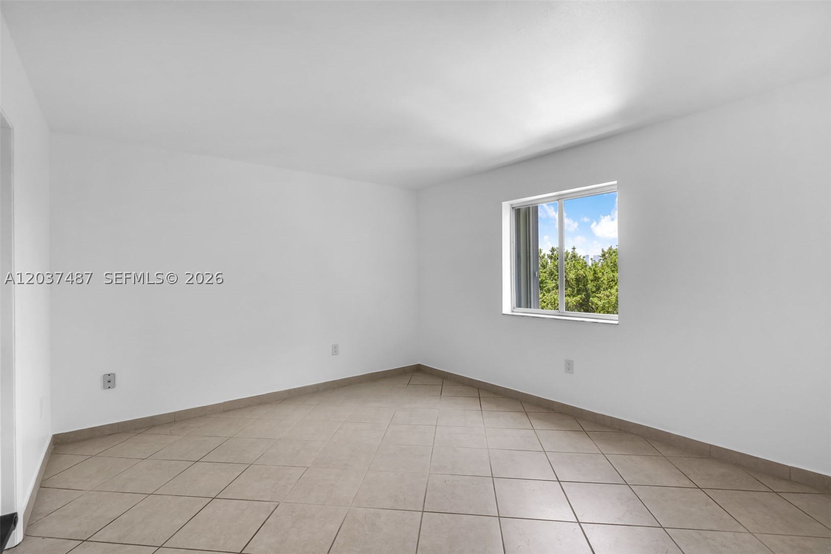 THE SAILS CONDO - Residential