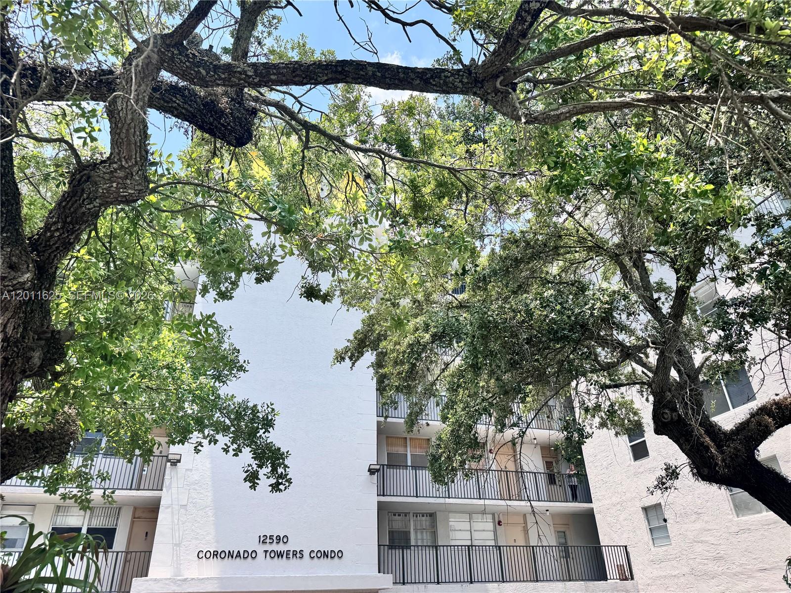 12590 CORONADO TOWERS CON - Residential