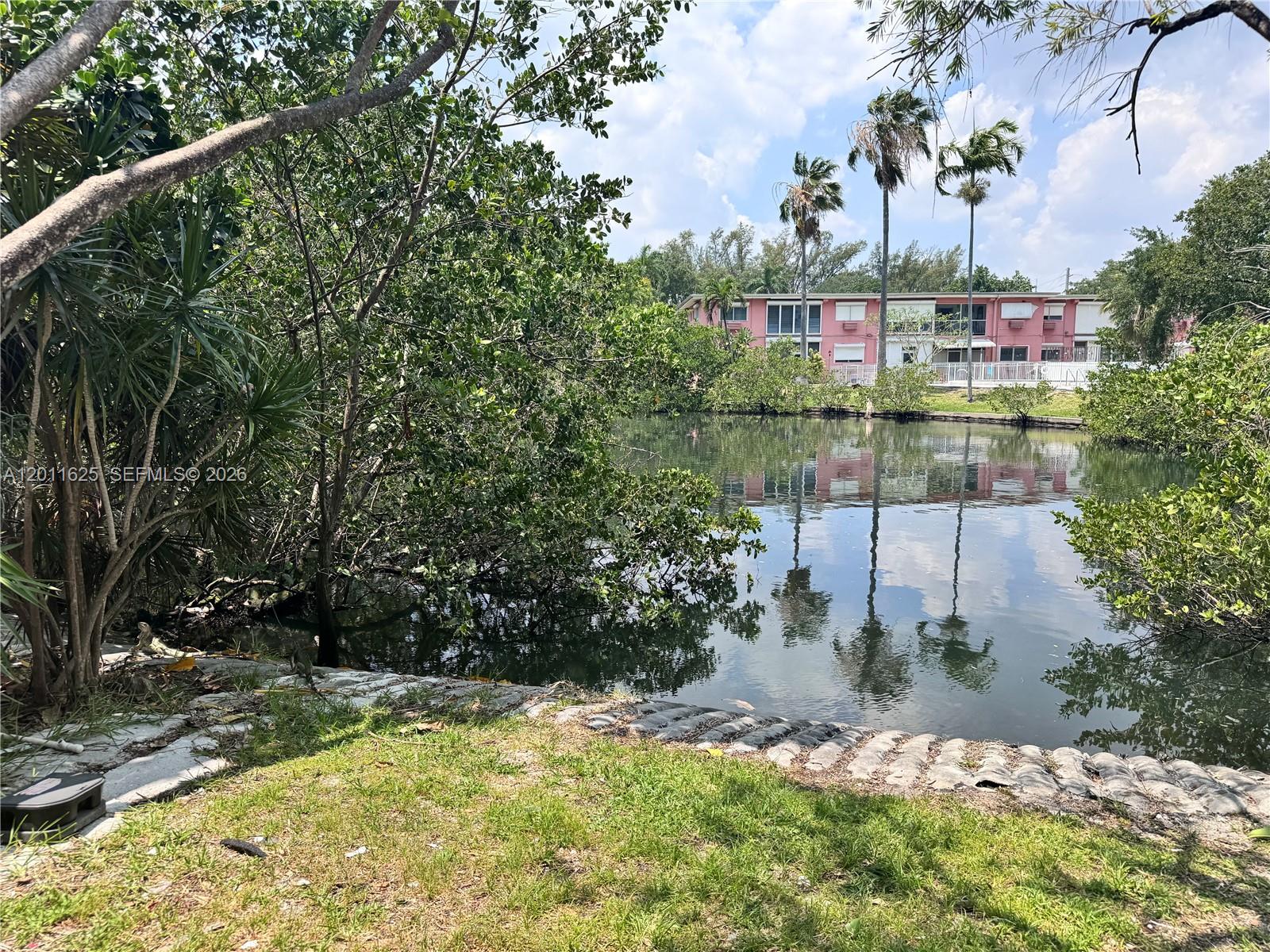 12590 CORONADO TOWERS CON - Residential