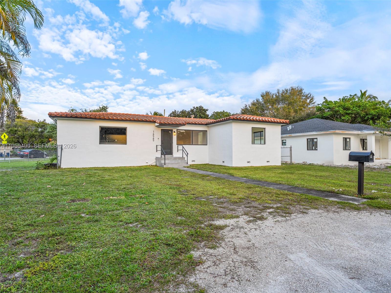 BISCAYNE GDNS SEC E PART - Residential