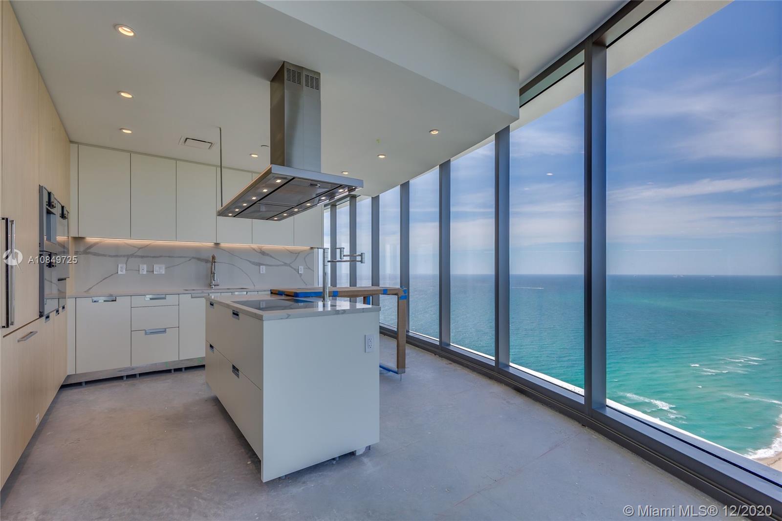 The Ritz Carlton Residence - Residential