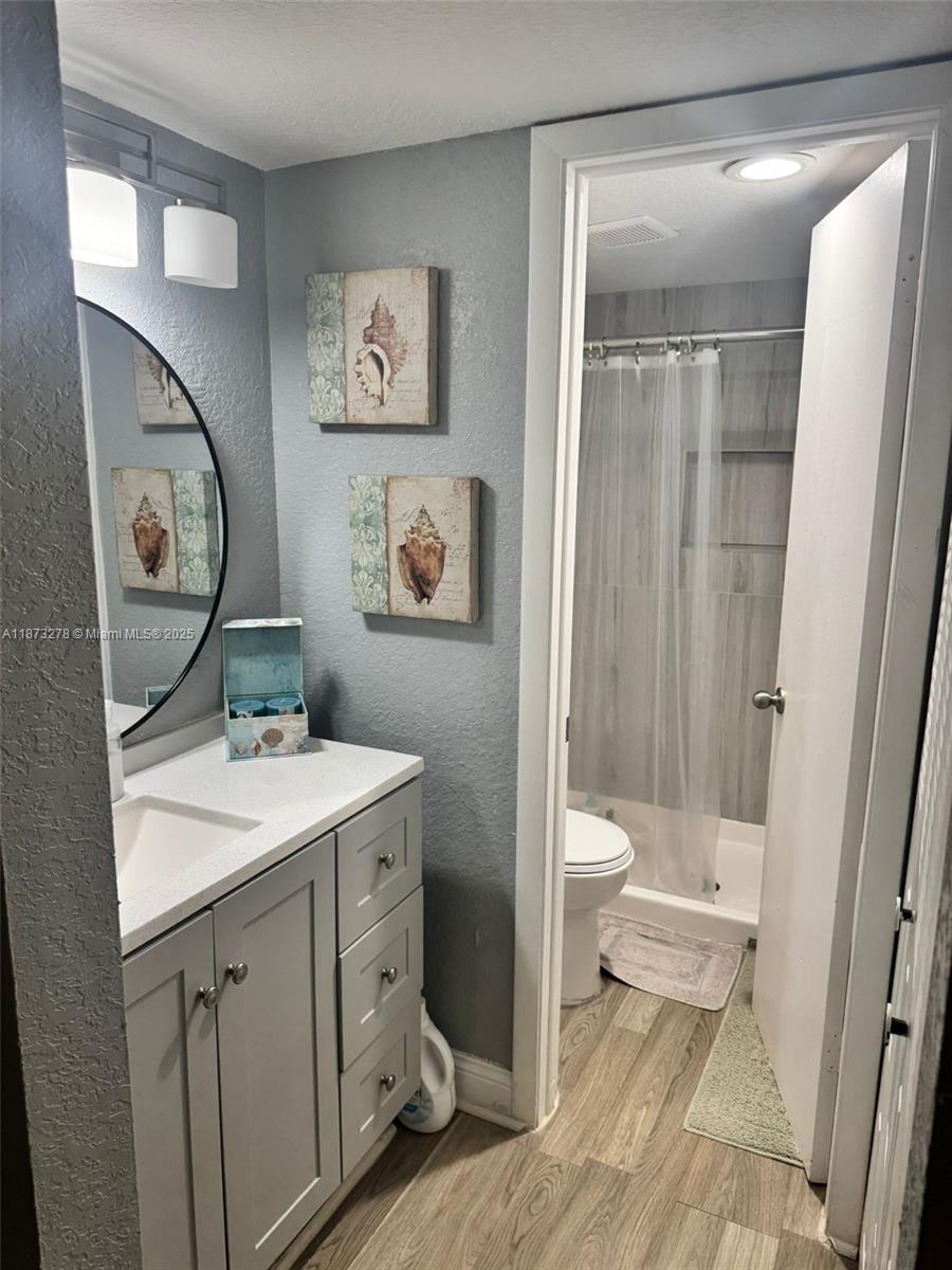 SUNRISE LAKES PHASE 4 - Residential
