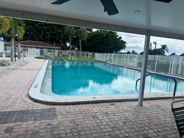 SUNRISE LAKES PHASE 4 - Residential