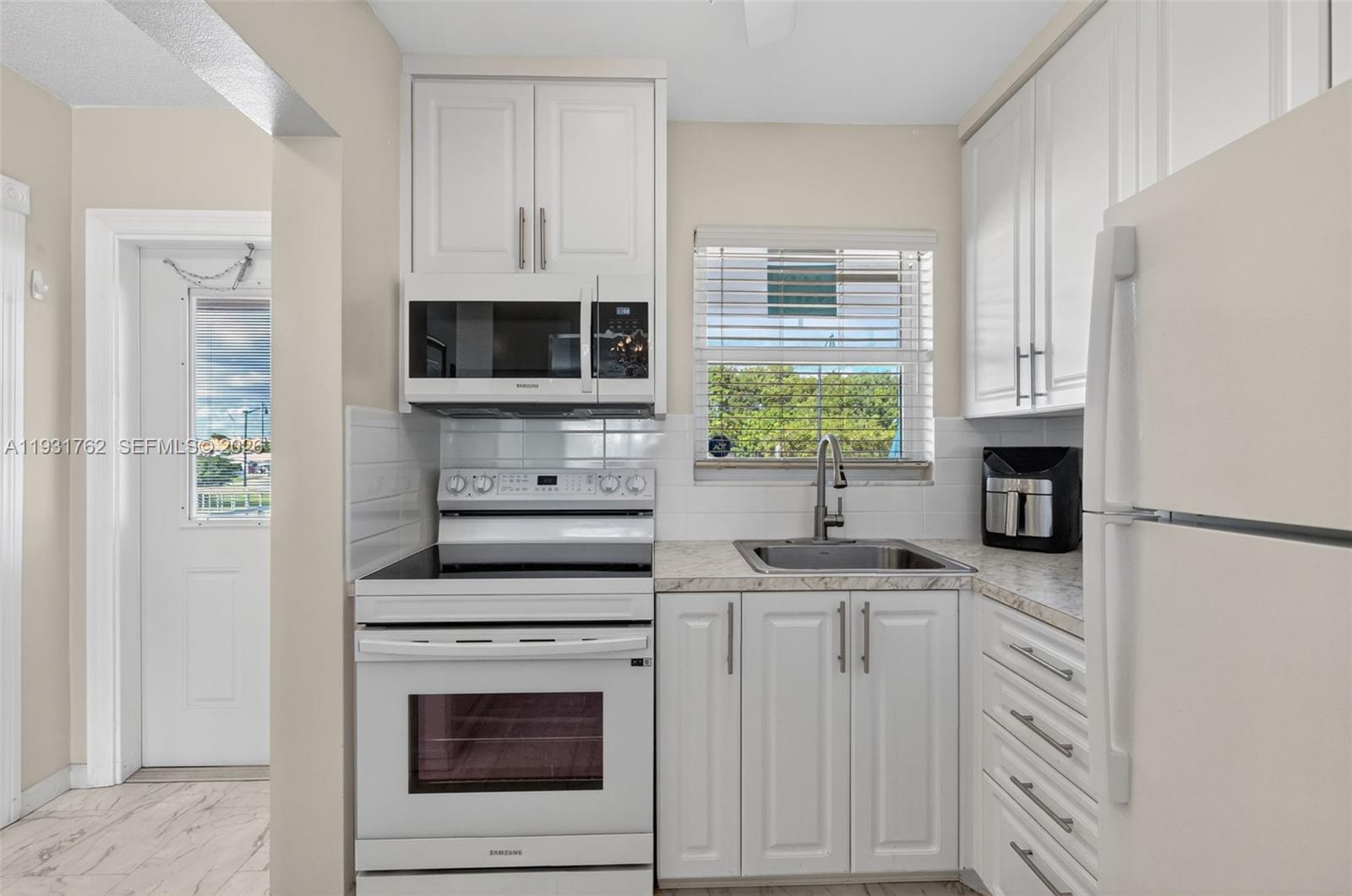 LEISUREVILLE FAIRWAY SIX - Residential